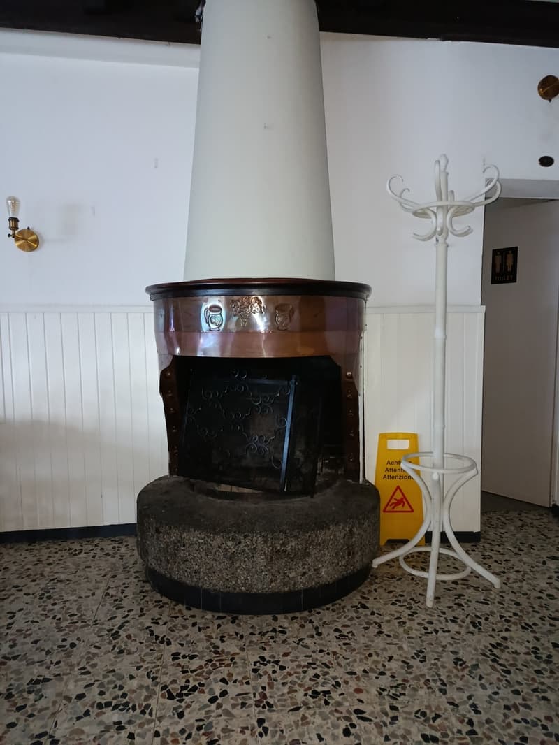 SAN NAZZARO - Vendesi Immobile con Ristorante e 2 Appartamenti (11)