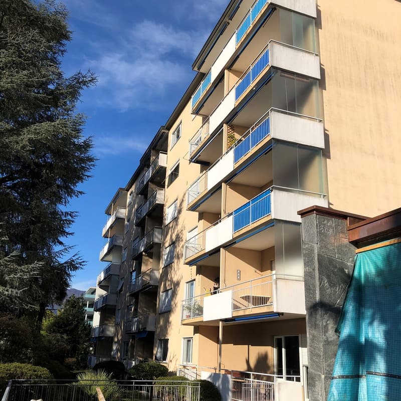 MINUSIO - Vendesi 3.5 locali con piscina coperta anche res. secondaria (2)