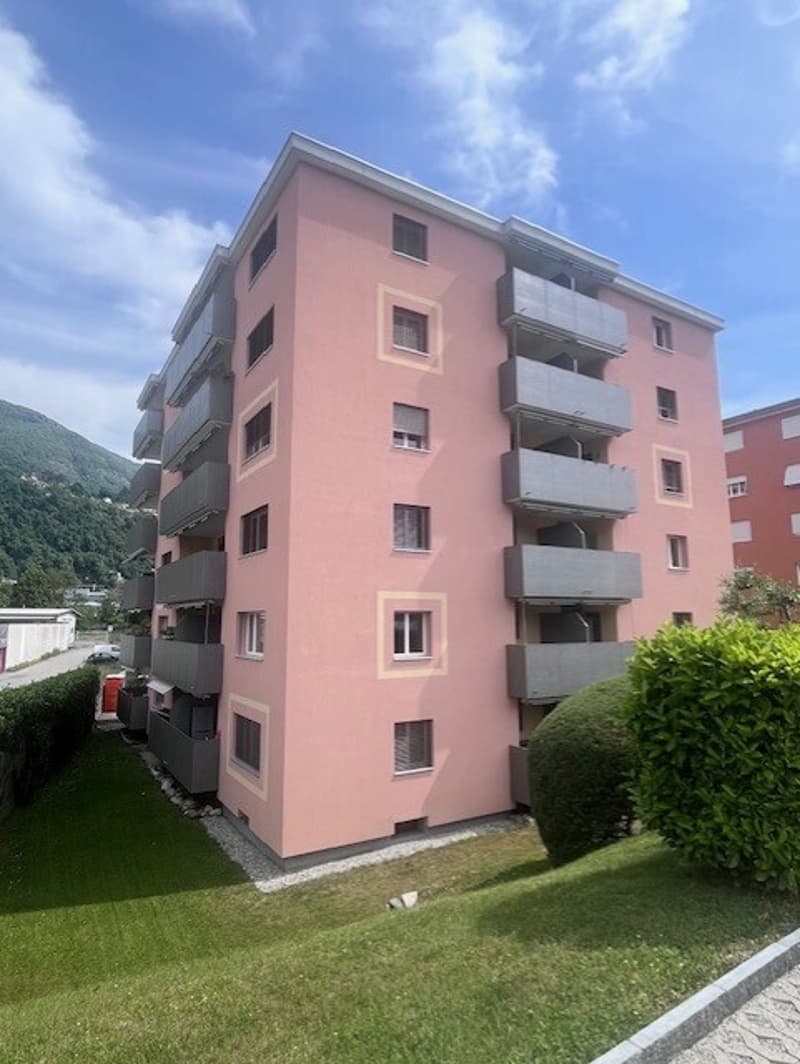 ASCONA, affittiamo appartamento di 2 1/2 locali in zona centrale (1)