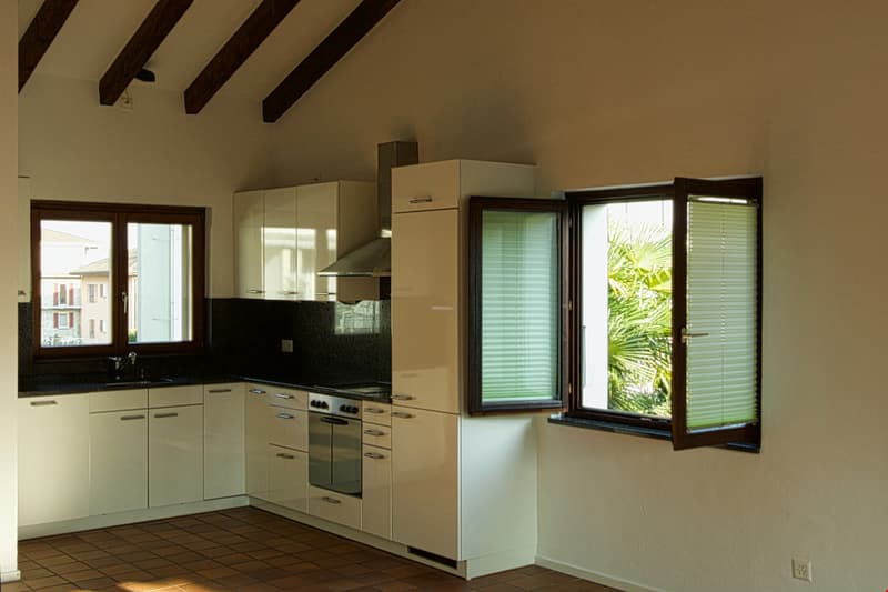 ASCONA,  Affittiamo elegante 3½ locali con camino e stile (9)