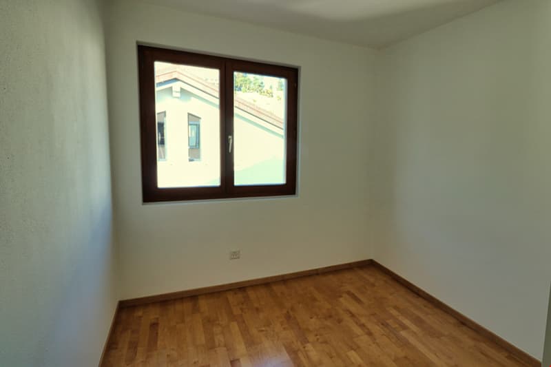 ASCONA,  Affittiamo elegante 3½ locali con camino e stile (13)