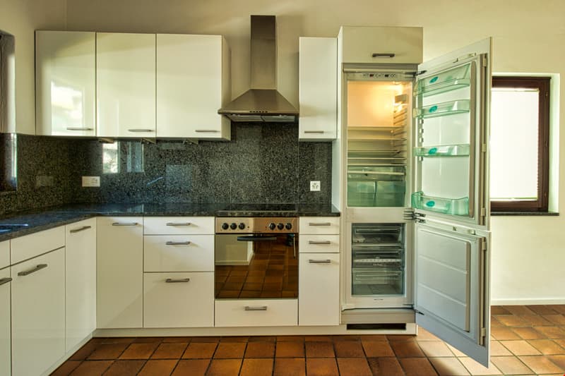 ASCONA,  Affittiamo elegante 3½ locali con camino e stile (8)