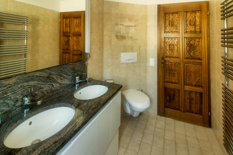 ASCONA,  Affittiamo elegante 3½ locali con camino e stile (11)