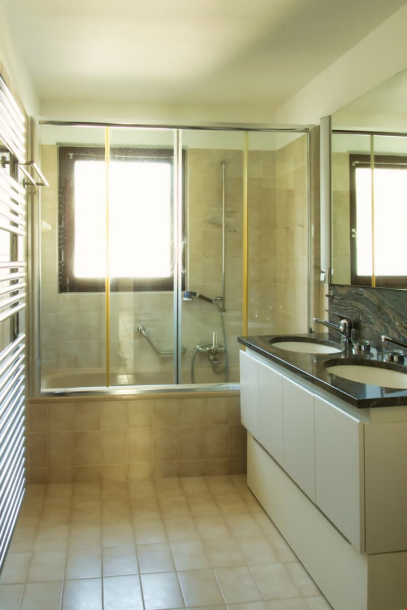 ASCONA,  Affittiamo elegante 3½ locali con camino e stile (12)