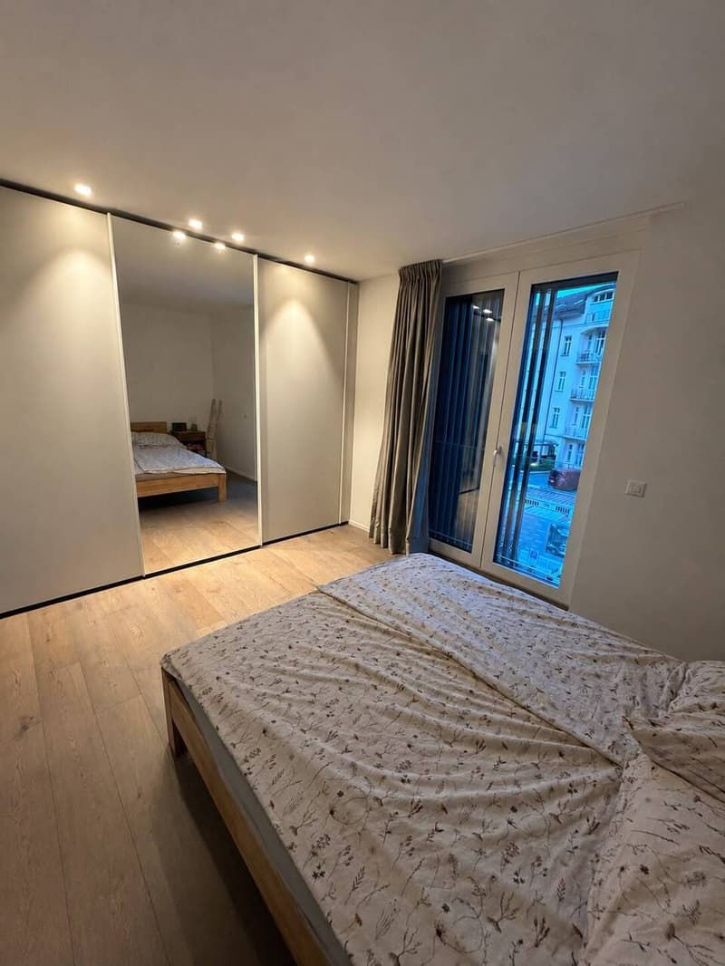 MURALTO, ELEGANTE 2½ IN POSIZIONE CENTRALE (9)