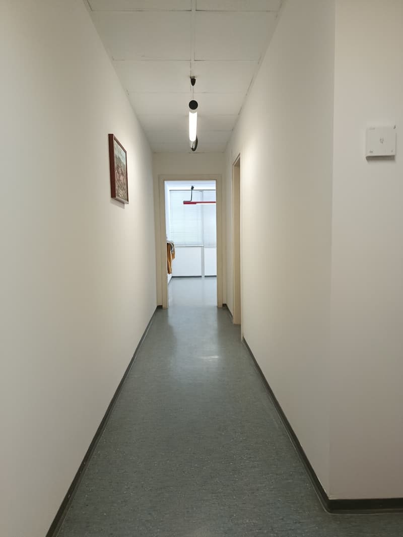 Locarno - Spazio professionale di 3,5 locali nella Torre Panorama (4)