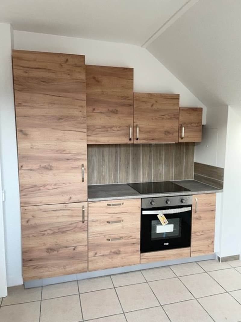 Charming 3-room apartment on the 3rd floor (2)