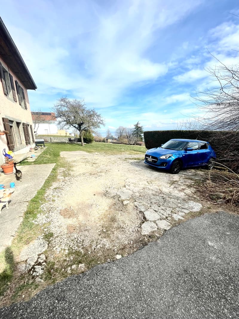 Rental house with 4 apartments and 7 parking spaces (7)