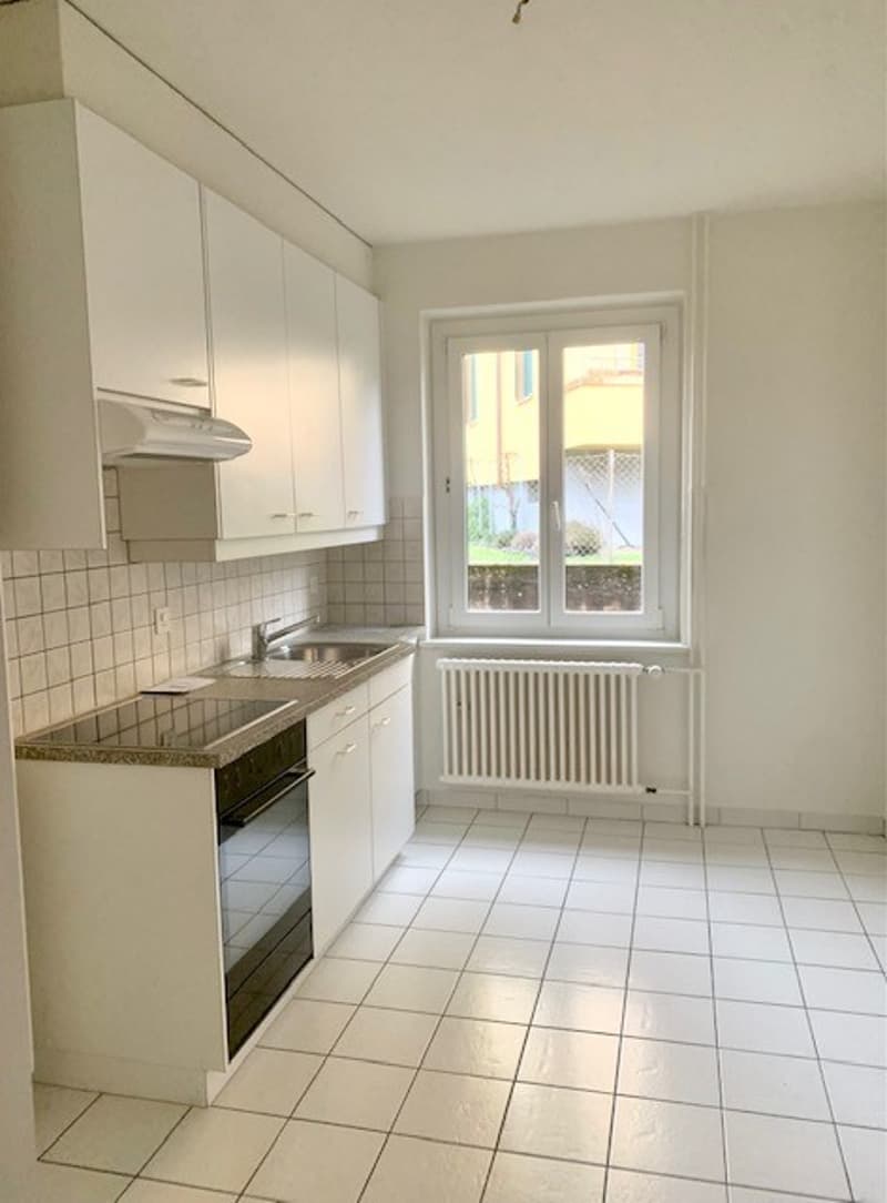 Beautiful 4-room apartment with 90m2 and a view of the lake and the Alps (10)