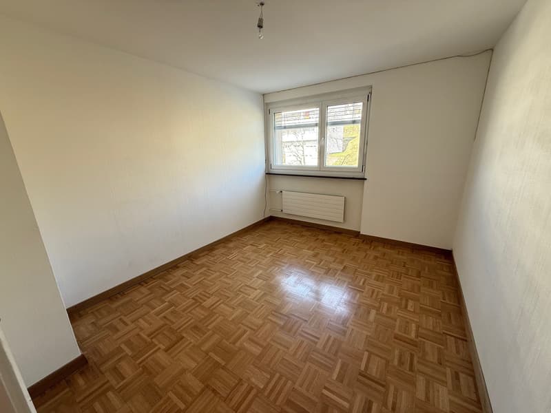 Appartamento di 3 locali con balcone (3)