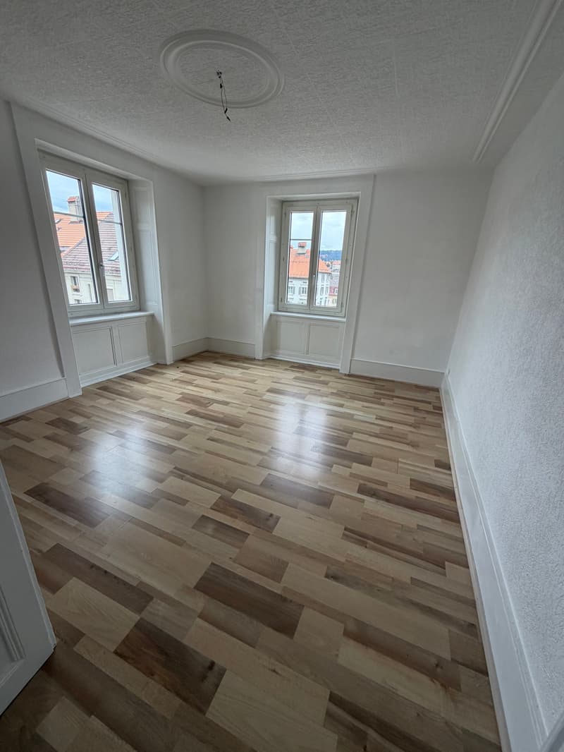 Logement de 3.5 pièces situé au 3ème étage est (6)