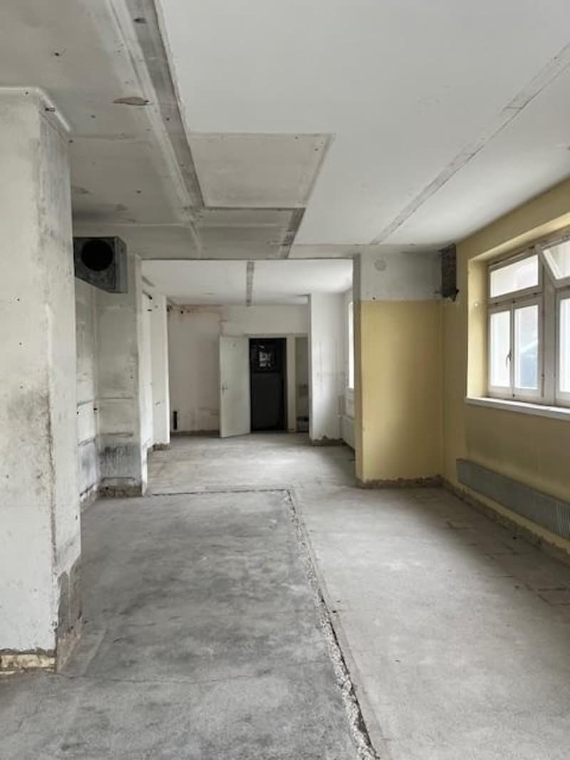 Gewerbe im Stadtkern von Bülach (2)