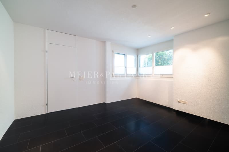 Exklusive 6.5-Zimmer-Wohnung in Bassersdorf (9)