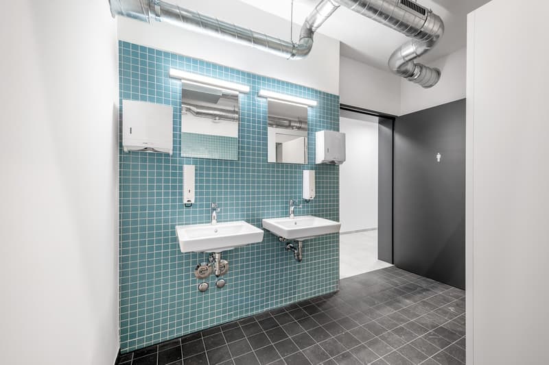 Espace de bureau moderne à Adliswil (6)