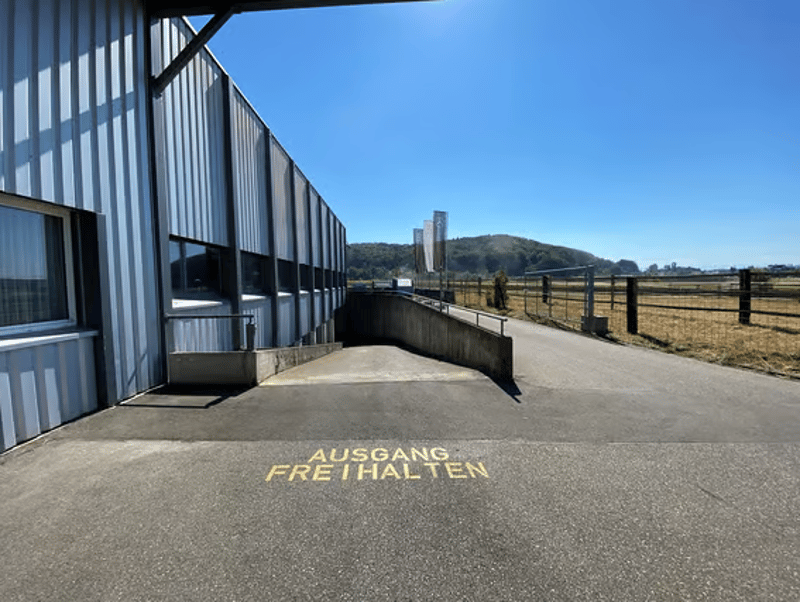 "Tiefgaragenplatz ausserhalb von Wettingen" (10)