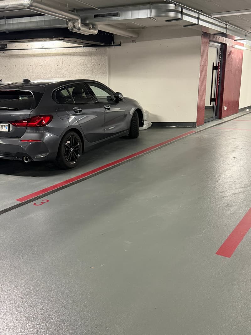 Tiefgaragenplatz in moderner Wohnanlage in Adliswil (5)