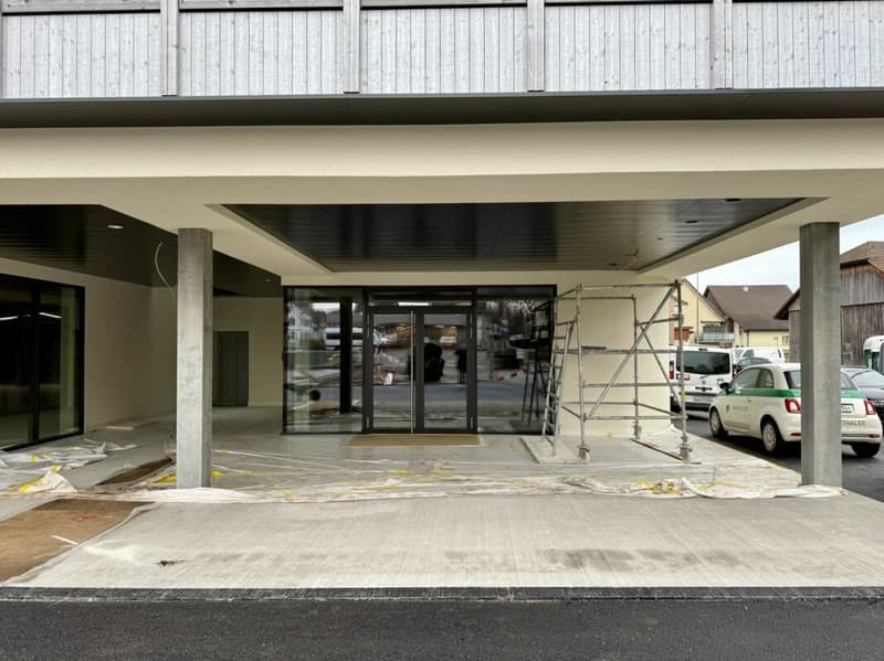 Attractive commercial or office space in the center of Sirnach (3)