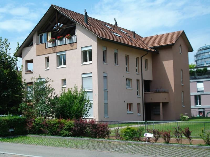 Parking spaces in underground garage for rent (2)