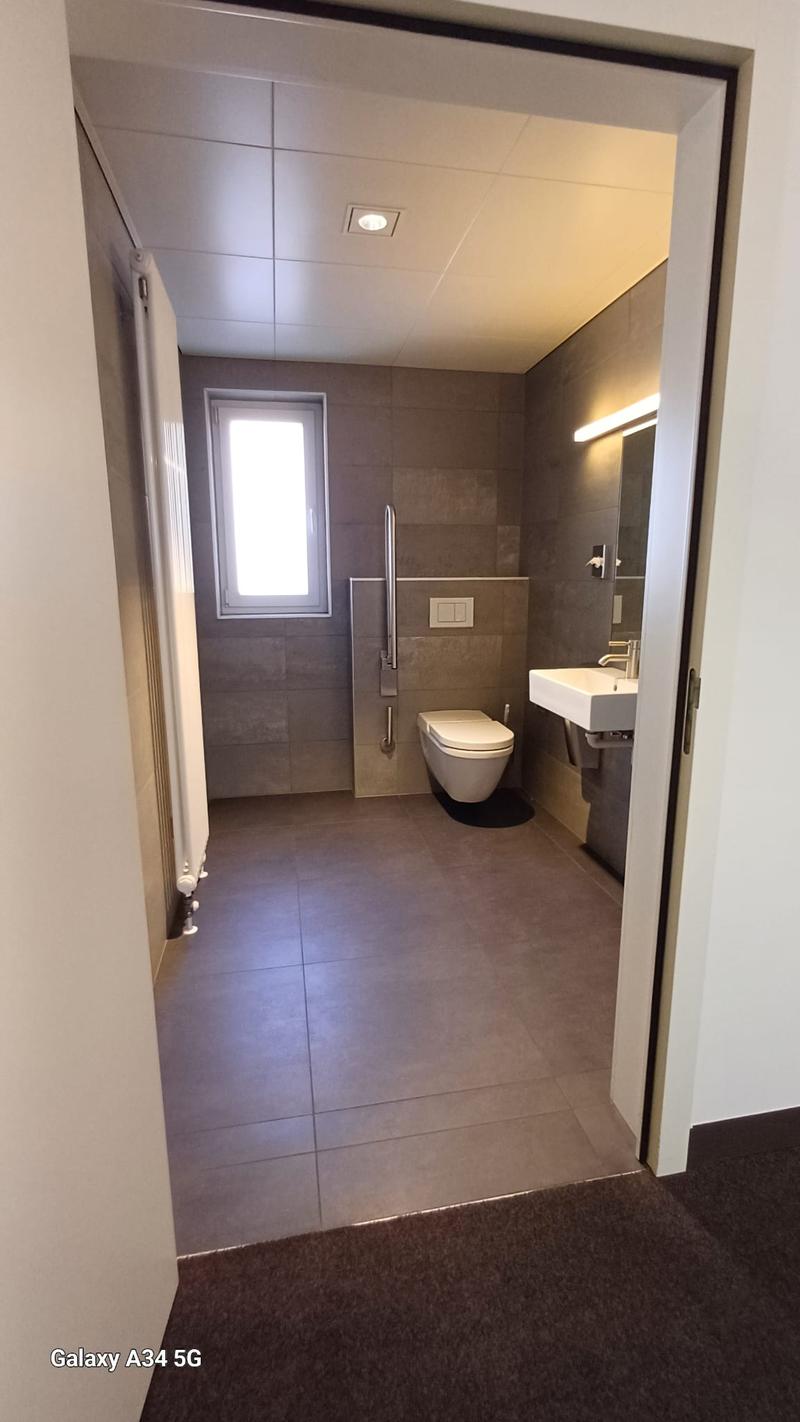 Affittasi spazio commerciale/uffici a Gordola (5)