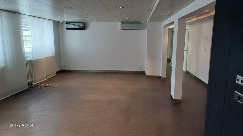 Affittasi spazio commerciale/uffici a Gordola (4)