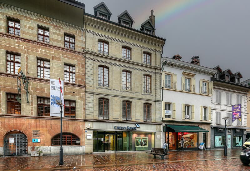 Surface commerciale et bureaux au centre ville (2)