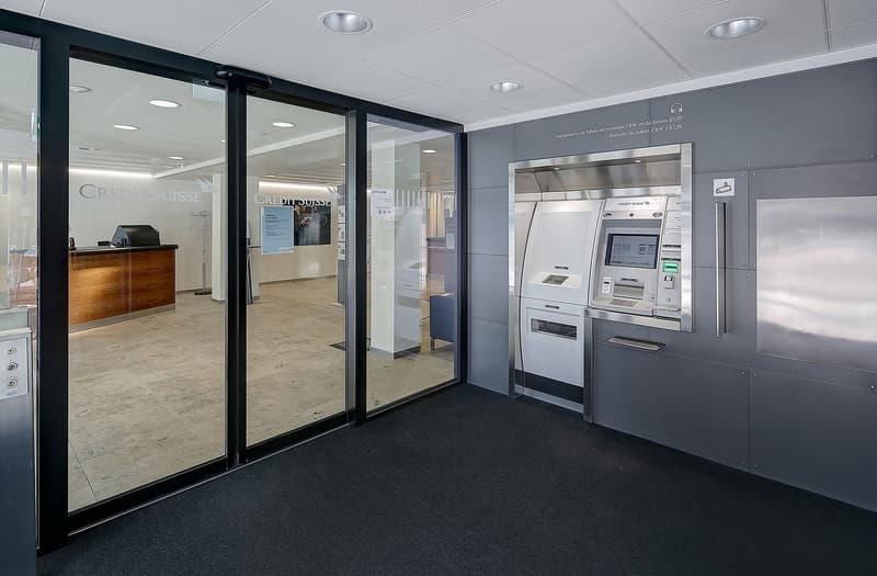 Surface commerciale et bureaux au centre ville (9)