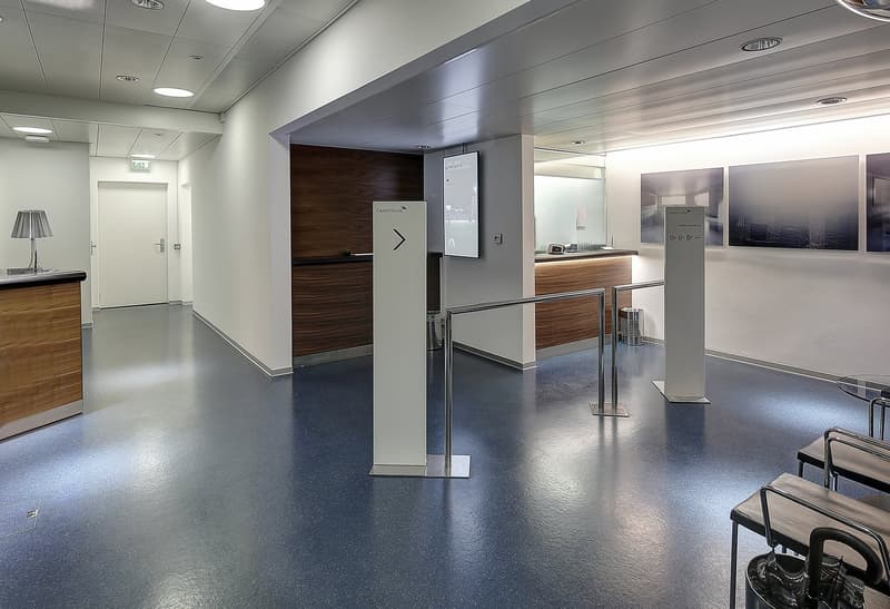 Surface commerciale et bureaux au centre ville (8)