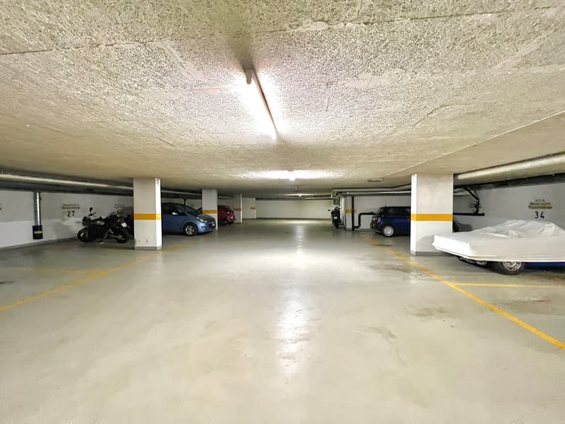 Einstellhalle