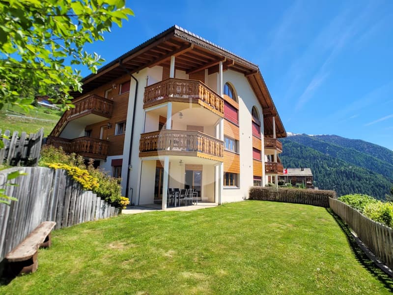 Magnificent 5.5-room apartment with large garden and panoramic views of the mountains (7)