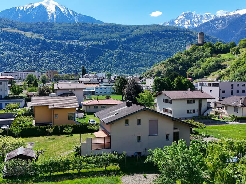 Vue au Sud sur la Bâtiaz