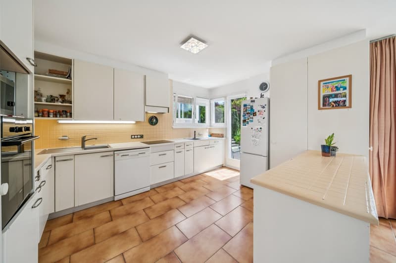 Prächtige Villa im Herzen eines 1500m2 großen Gartens🌿 (5)
