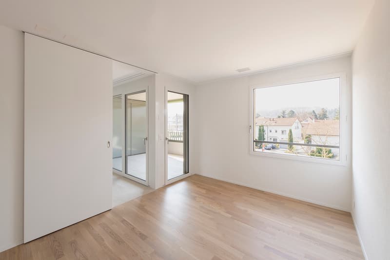 Modern 3.5-room apartment on the 3rd floor in a residential building overlooking the park (8)