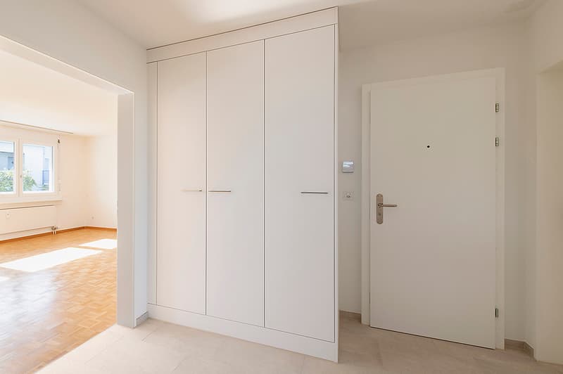 ***3'ZWG**Cucina e bagno nuovi**30m2 soggiorno/pranzo**14m2 balcone (6)