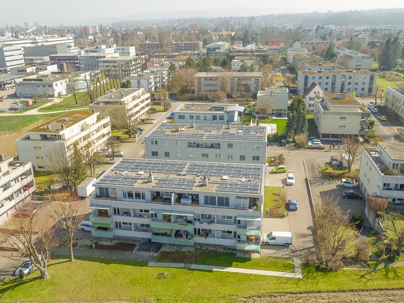***3'ZWG**Cucina e bagno nuovi**30m2 soggiorno/pranzo**14m2 balcone (2)