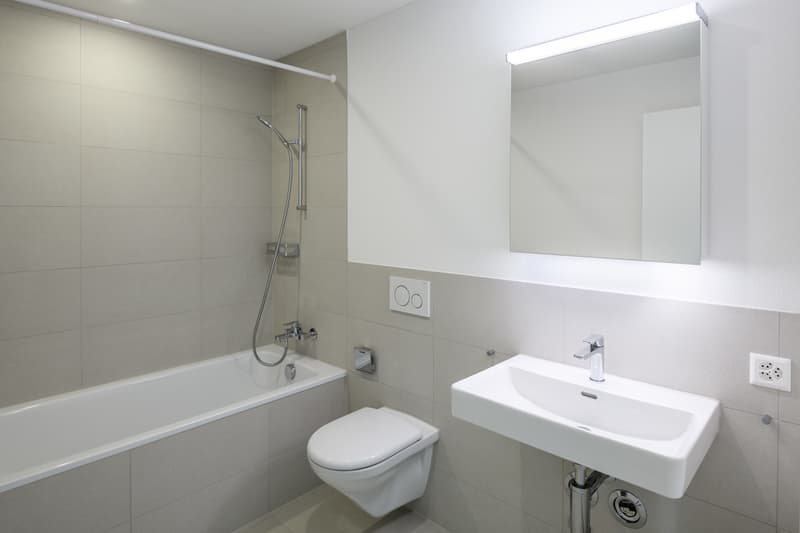 Large balcony***central and very comfortable*** built in 20 (7)