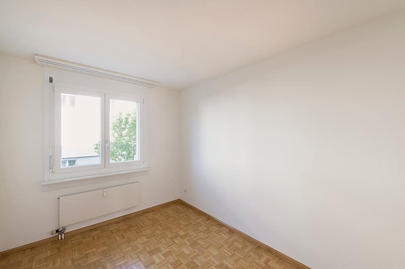***3'ZWG**BRAND-Neue Küche und Bad**30m2 Wo/Essen**14m2 Balkon (8)