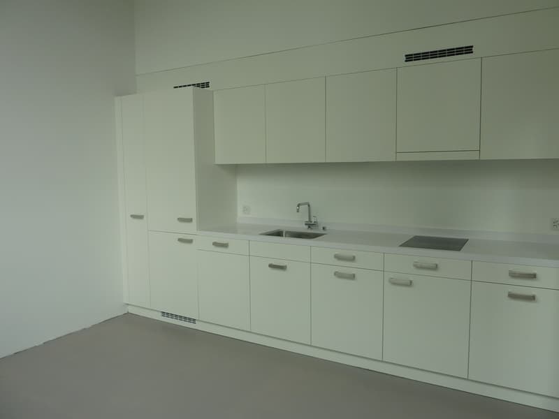 Spazi commerciali/uffici moderni 105m2 (4)