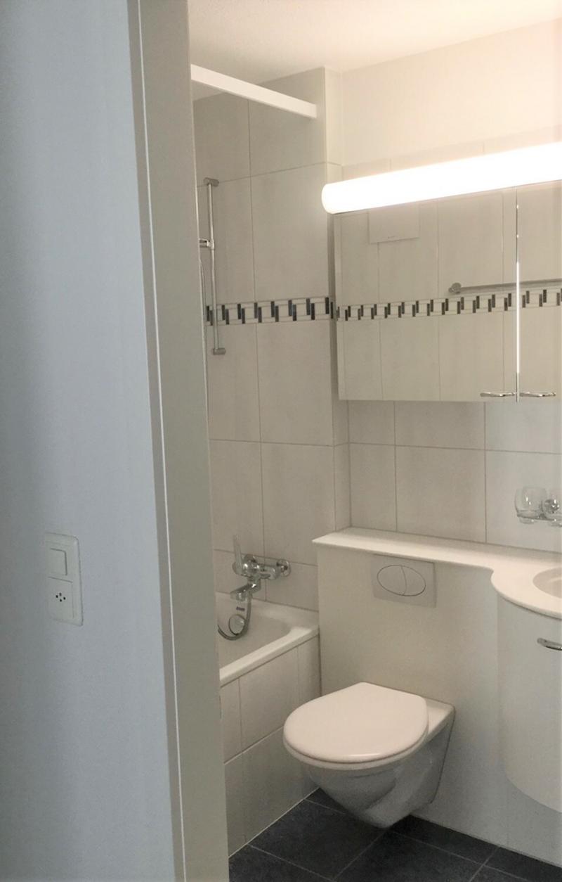 Bad (typenähnlich)