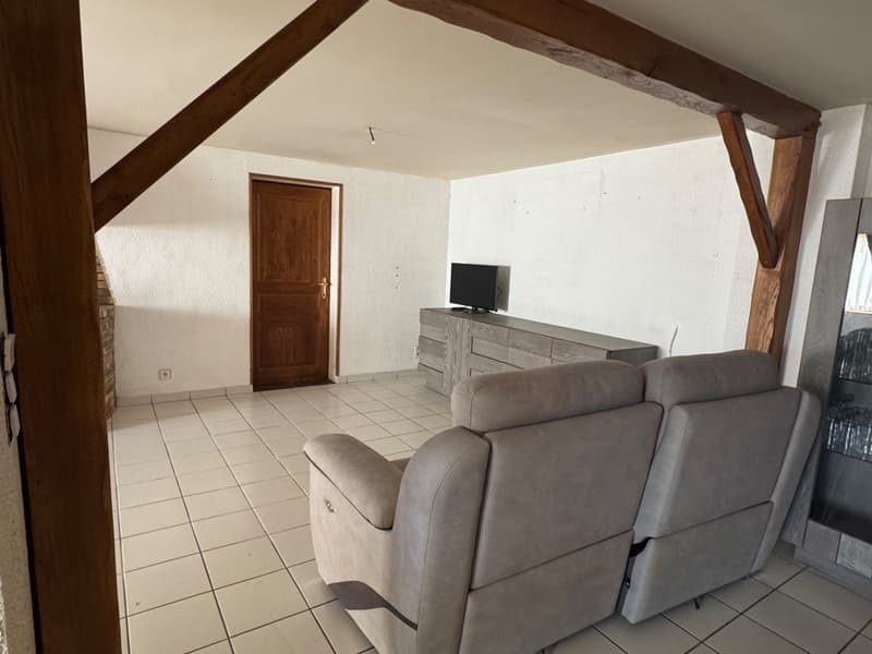 House for sale with 4 rooms in Thonne le Thil (55) (7)