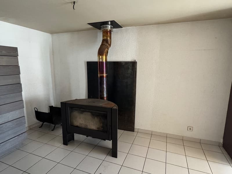 House for sale with 4 rooms in Thonne le Thil (55) (6)
