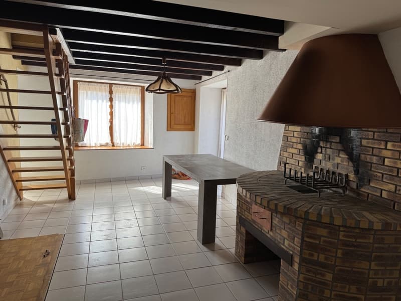 House for sale with 4 rooms in Thonne le Thil (55) (4)