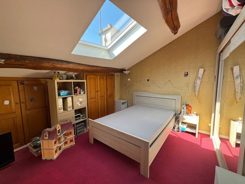 House for sale with 4 rooms in Thonne le Thil (55) (9)