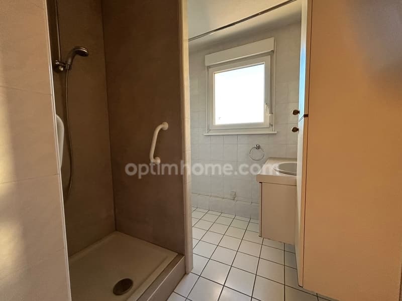Beautiful apartment in a residential area (8)