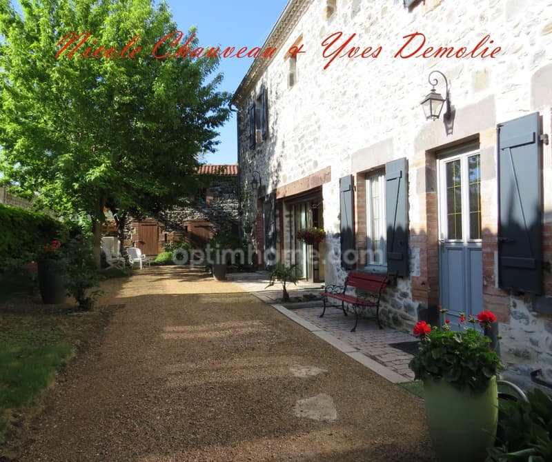 Casa in vendita con 7 locali vicino a Issoire (63) (9)