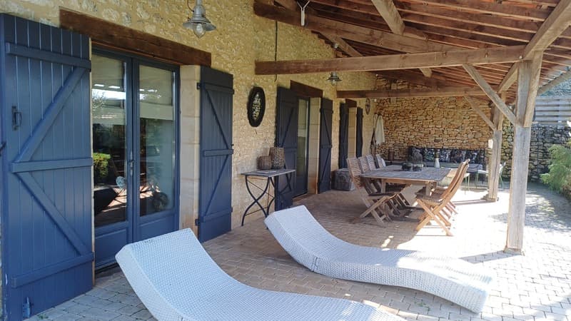 Superbe propriété à vendre 9 pièces Proche de VERGT et SAINTE ALVERE (10)
