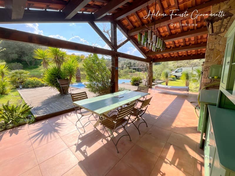 Villa 6 rooms with pool - Land 1.7 hectares - OLETTA (6)