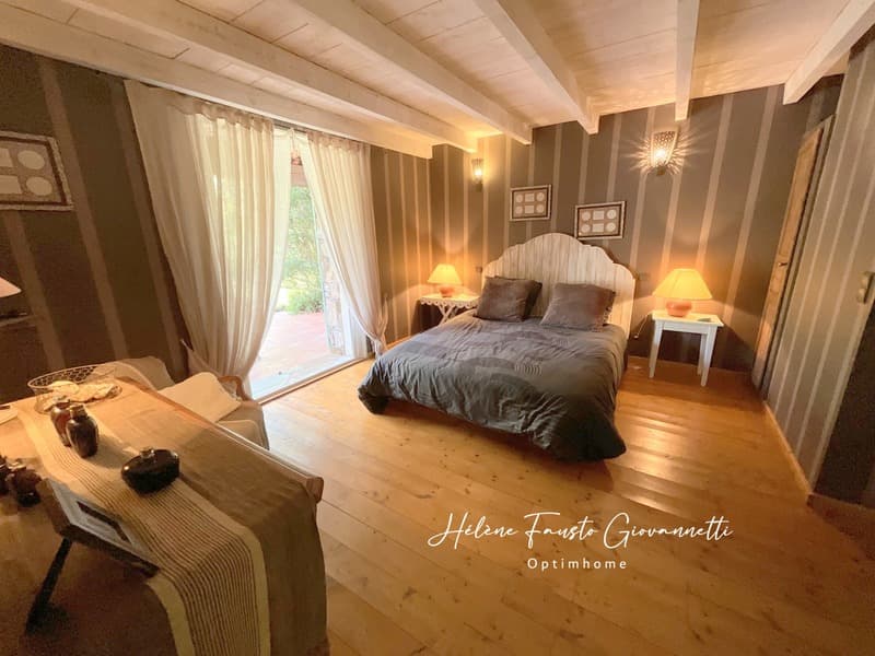 Villa 6 rooms with pool - Land 1.7 hectares - OLETTA (13)