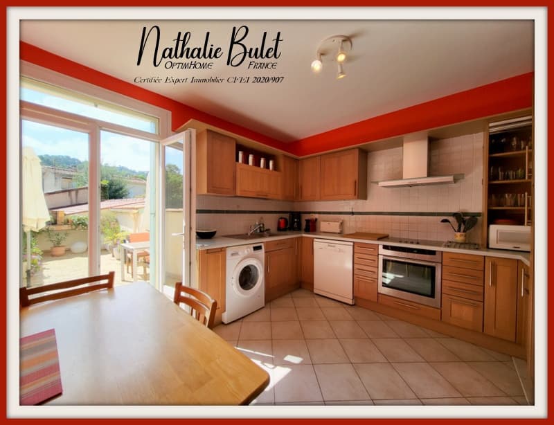 For Sale - Charming 3-Room Apartment with Terrace in Saint-Chinian (2)