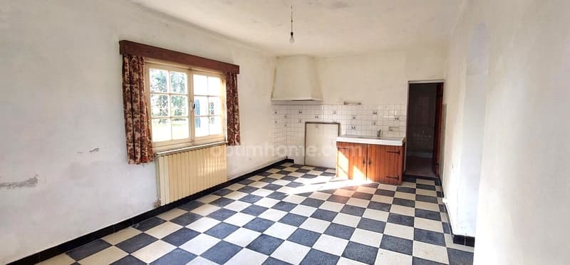 EXCLUSIVITY / HOUSE WITHOUT OPPOSITE IN A QUIET LOCATION! (6)