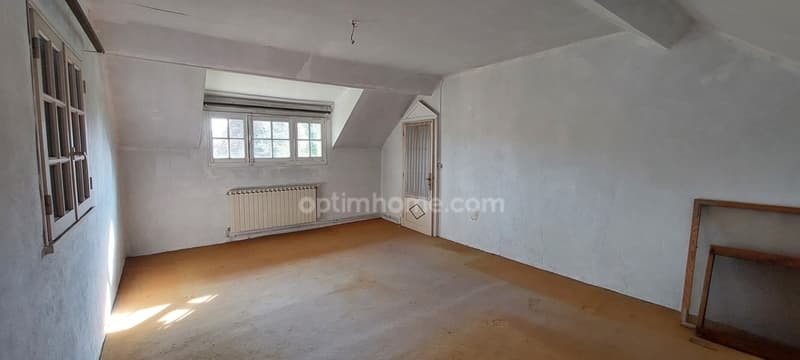 EXCLUSIVITY / HOUSE WITHOUT OPPOSITE IN A QUIET LOCATION! (9)